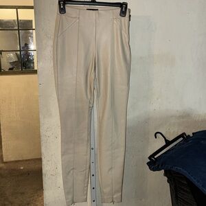 💥Zara Pattern Leather Skinny Leg Pants Zipper Side Bottom Leg Zippers